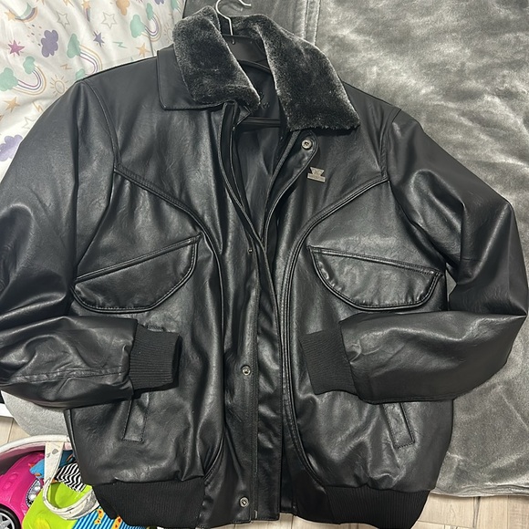 Men’s leather jacket - Picture 8 of 8